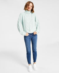 Lote Ropa de Invierno Juvenil Femenina al por Mayor - Precio por unidad: $12.50 USD