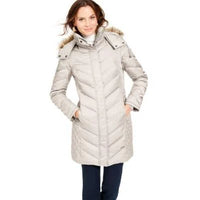Lote de Women's/Mujer Coat/Abrigos Estilos Mixtos al por Mayor - Precio por unidad: $59.25 USD