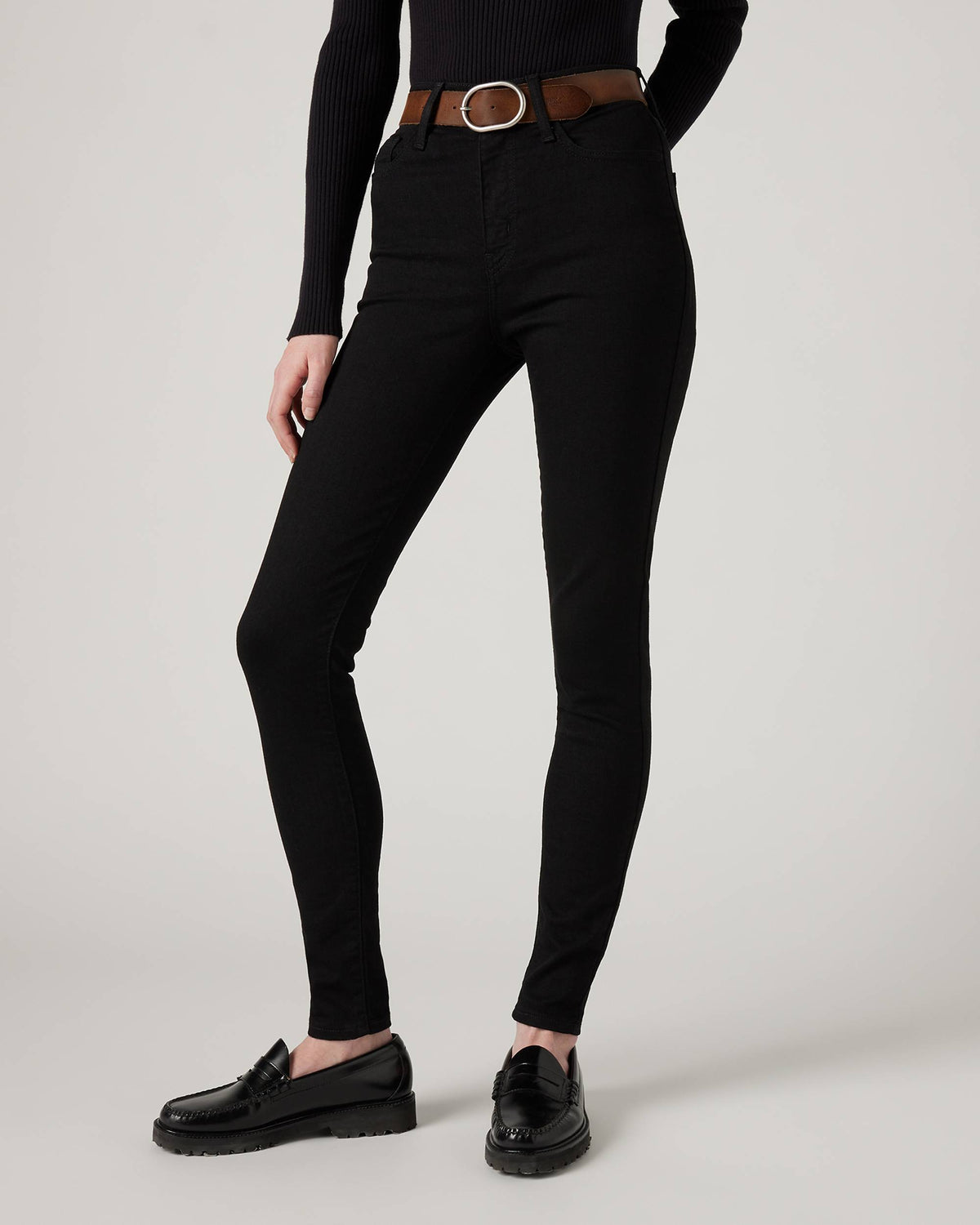 Levi's Jeans/Pantalones 720®/721® Black para Mujer al por Mayor - Precio por unidad: $27.95 USD