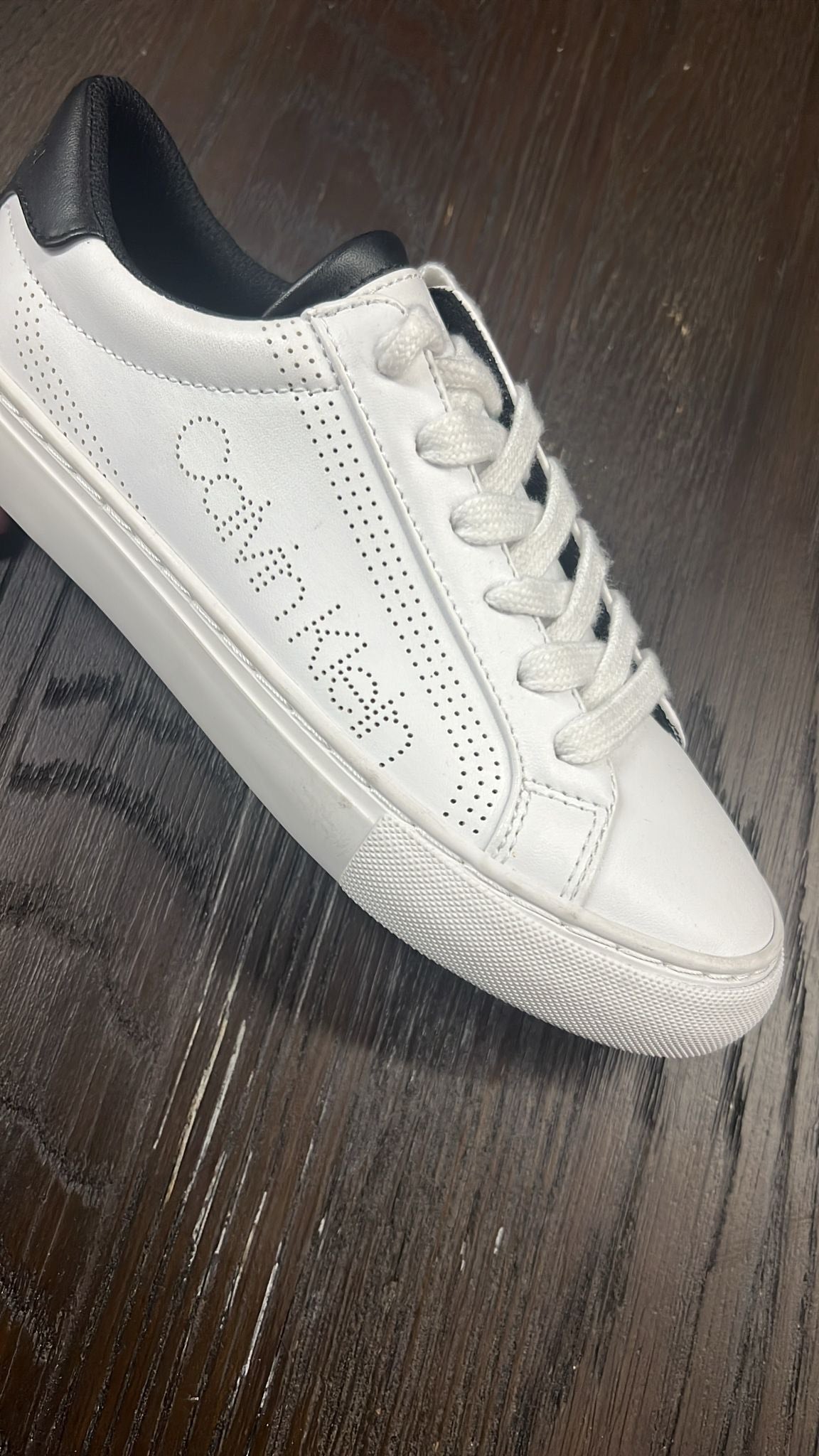Lote Tommy Hilfiger de Tennis/Zapatos Casuales para Hombre/Mujer al por Mayor - Precio por par: $44.50 USD