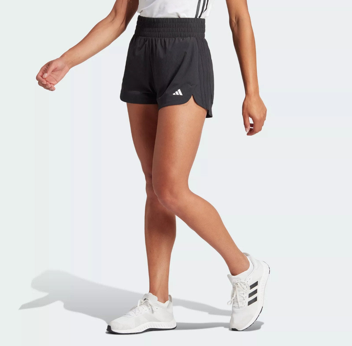 Adidas Women's/Mujer Shorts/Pantalonetas Deportivas al por Mayor - Precio por unidad: $14.98 USD