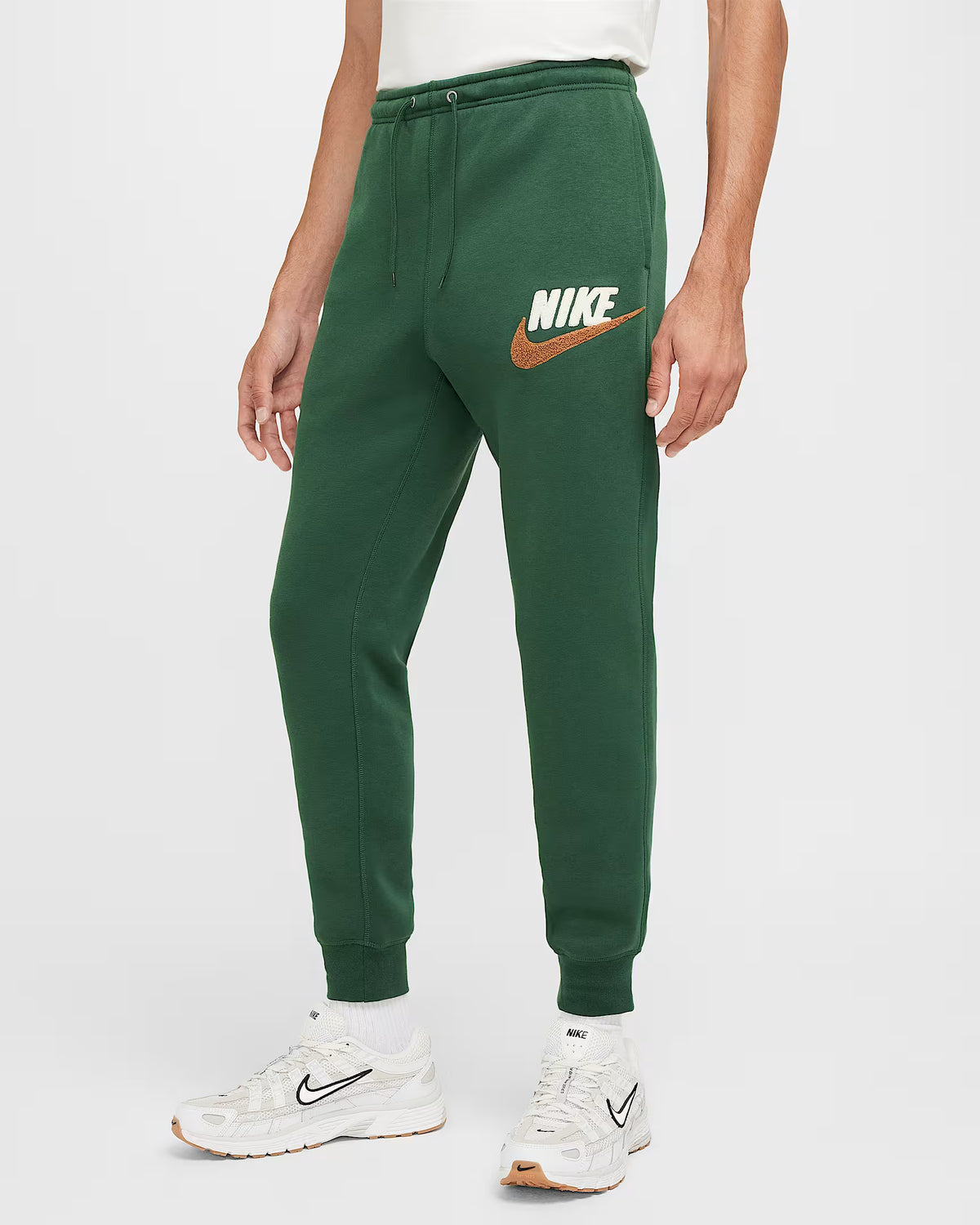Nike Men's/Hombre Joggers/Pantalón Deportivo "CLUB FLEECE FN94" al por Mayor - Precio por unidad: $21.50 USD