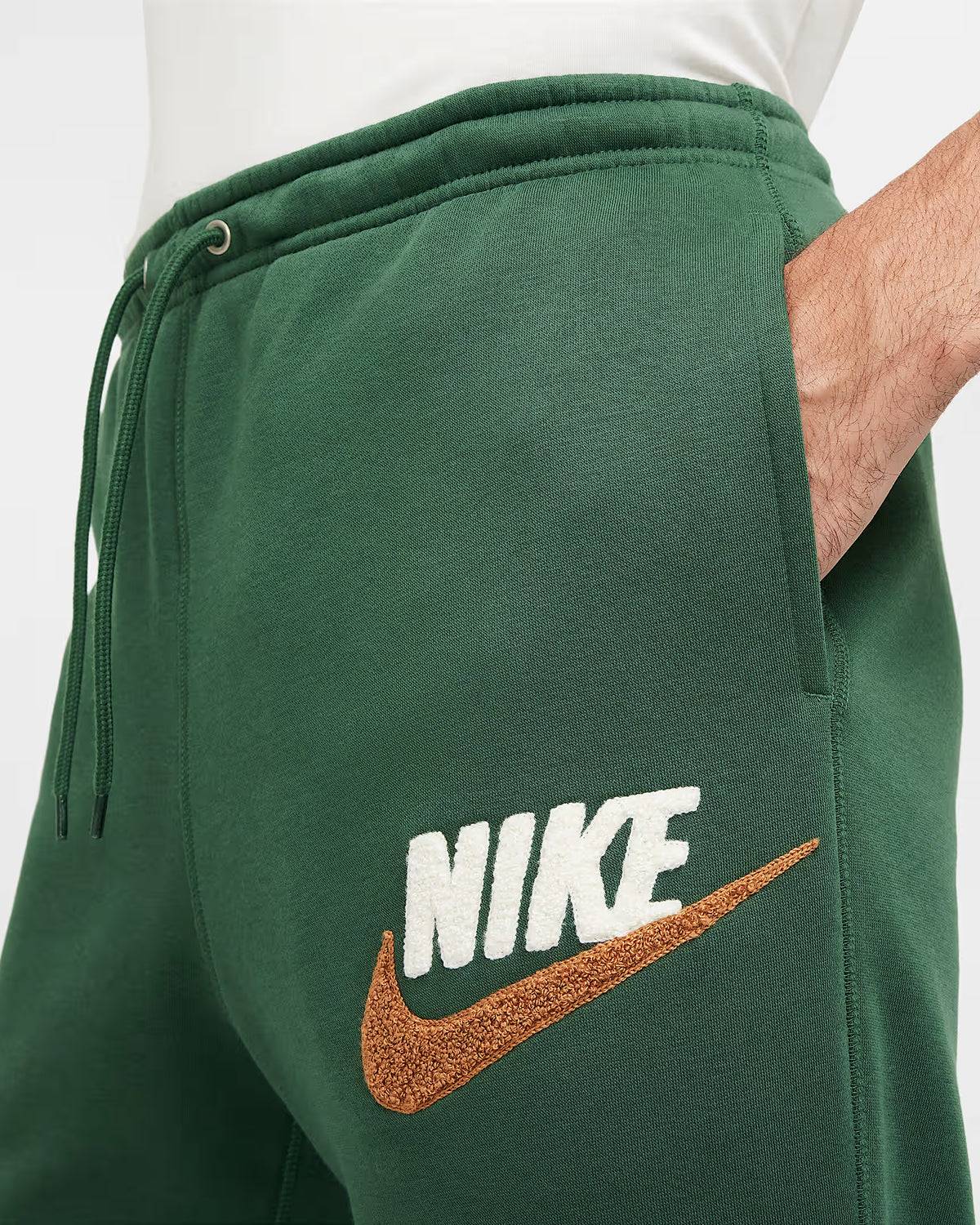 Nike Men's/Hombre Joggers/Pantalón Deportivo "CLUB FLEECE FN94" al por Mayor - Precio por unidad: $21.50 USD