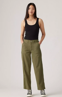 Levi's Jeans/Pantalones Chino® cargo para Mujer al por Mayor - Precio por unidad: $26.50 USD