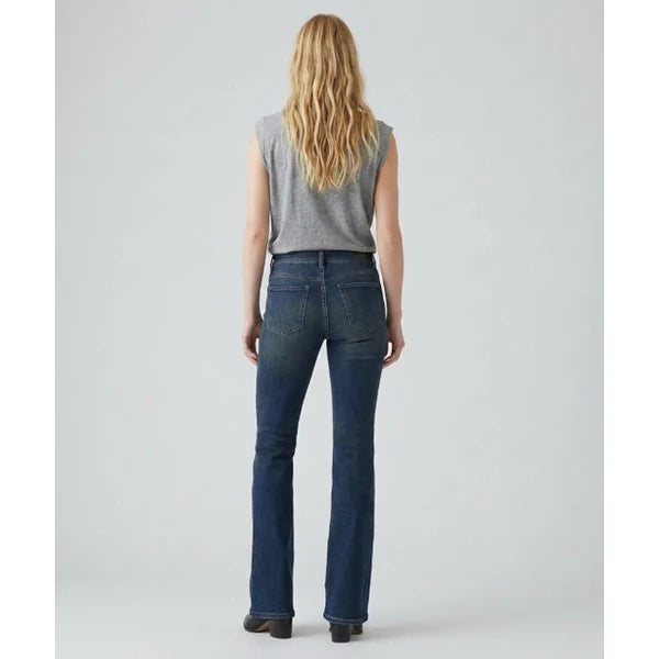 Levi's Jeans/Pantalones Flare para Mujer al por Mayor - Precio por unidad: $32.00 USD