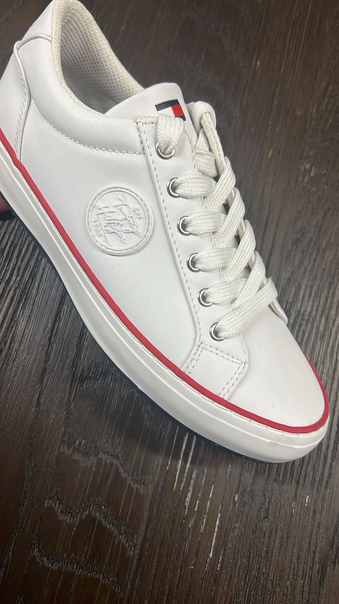 Lote Tommy Hilfiger de Tennis/Zapatos Casuales para Hombre/Mujer al por Mayor - Precio por par: $44.50 USD