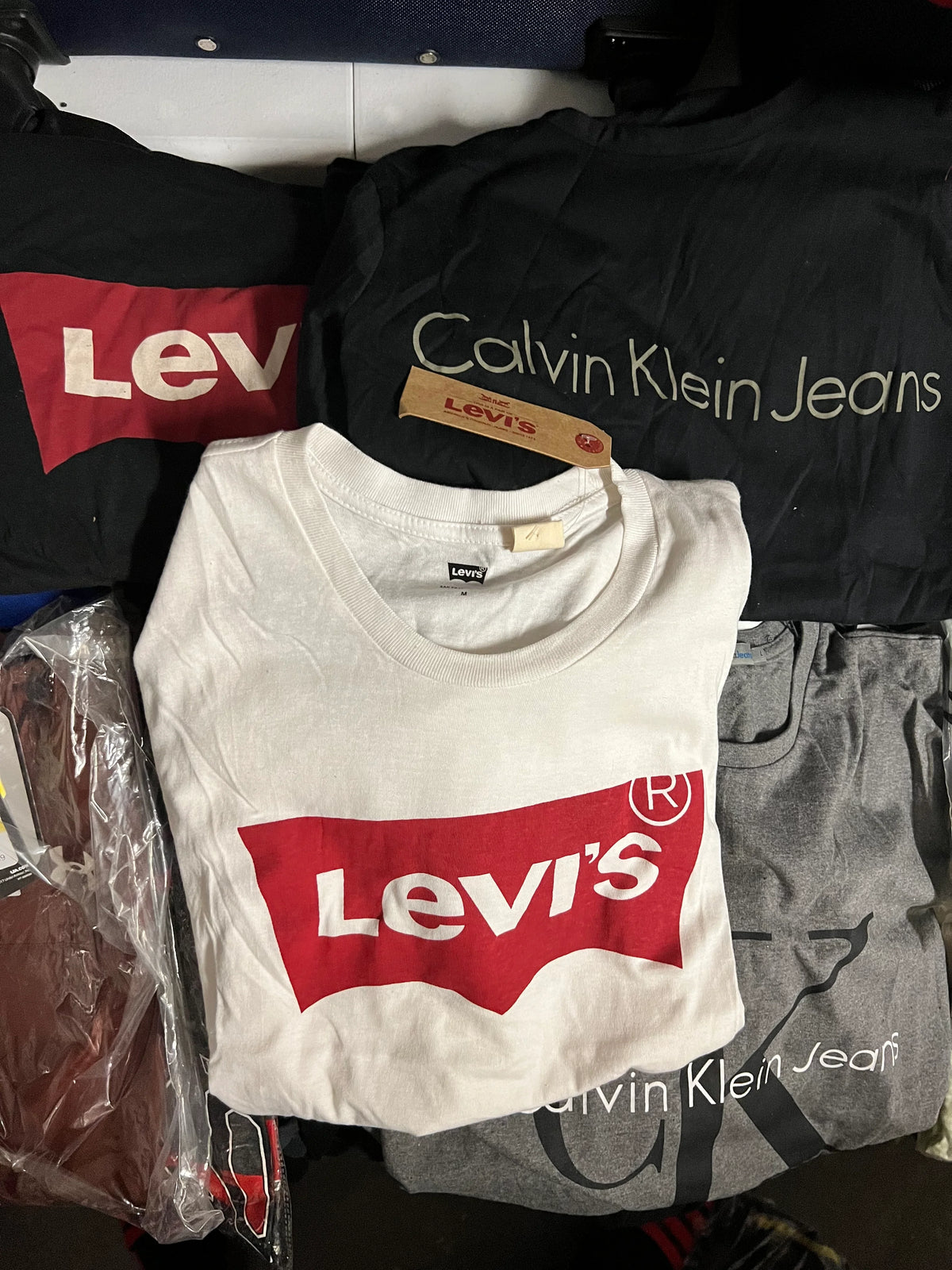 Lote "LIQUIDACION" Ropa Target/Walmart Hombre/Mujer/Niños al por Mayor - Precio por unidad $4.99