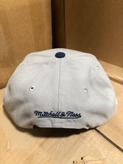 Mitchell & Ness Men's/Hombre Cap/Gorras NBA al por Mayor - Precio por unidad: $15.75 USD